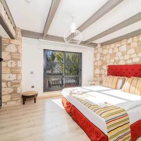 Peaceful Flat Near Hadrians Gate Apartment Antalya